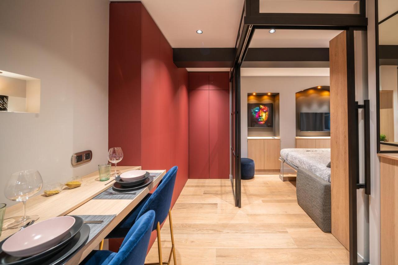 Le Luxury Design De La Vieille Ville Анси Экстерьер фото
